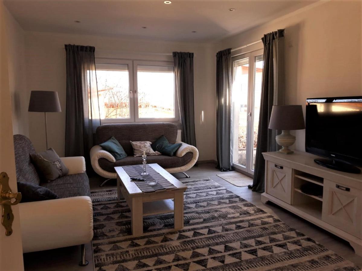 Ferienhaus "Villa Am Eck" Айхенцел Екстериор снимка